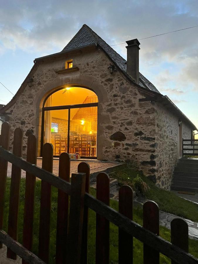 Maison Charmante A Maleville Avec Jardin Prive Et Parking.B Luaran gambar